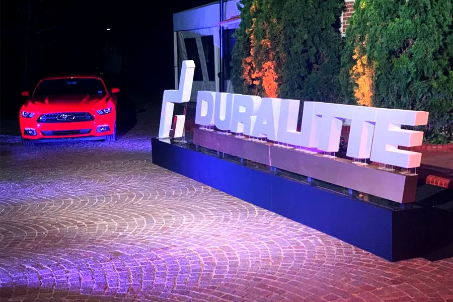 Duralitte Logo Autoportante Evento Tattersall